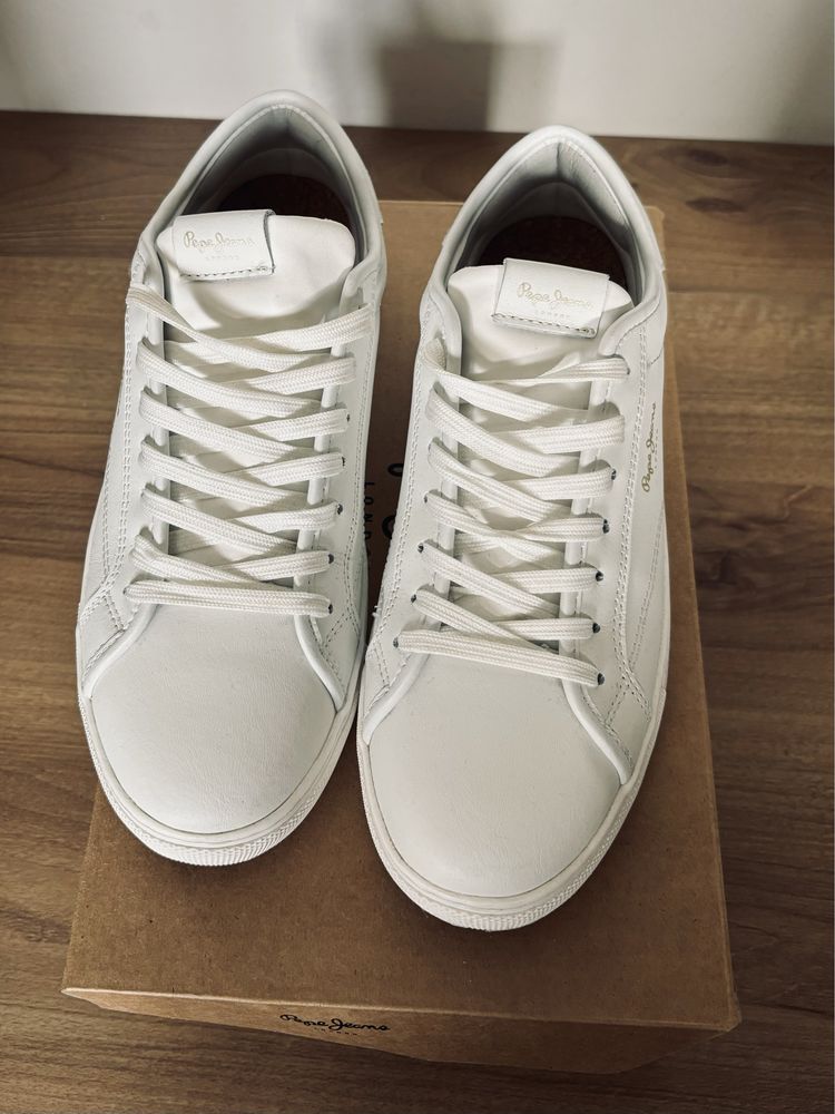 Sneakersy skórzane białe Pepe jeans 39