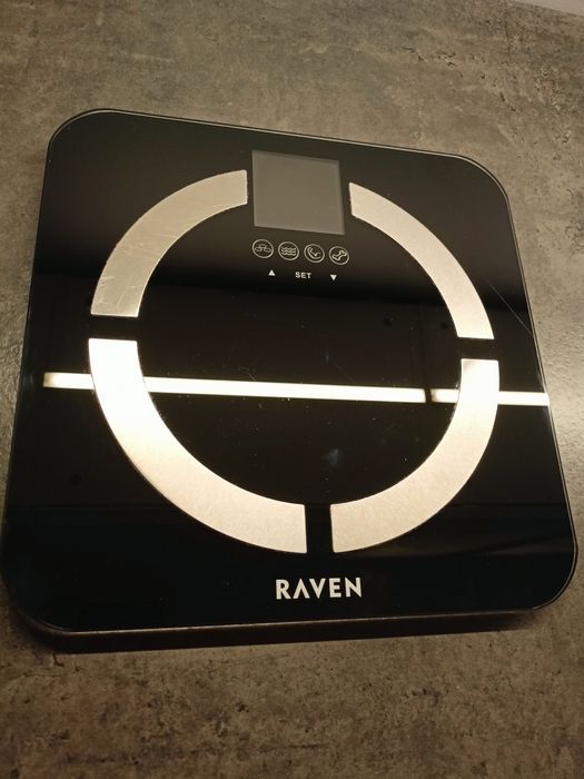 Waga  elektroniczna wielofunkcyjna Raven