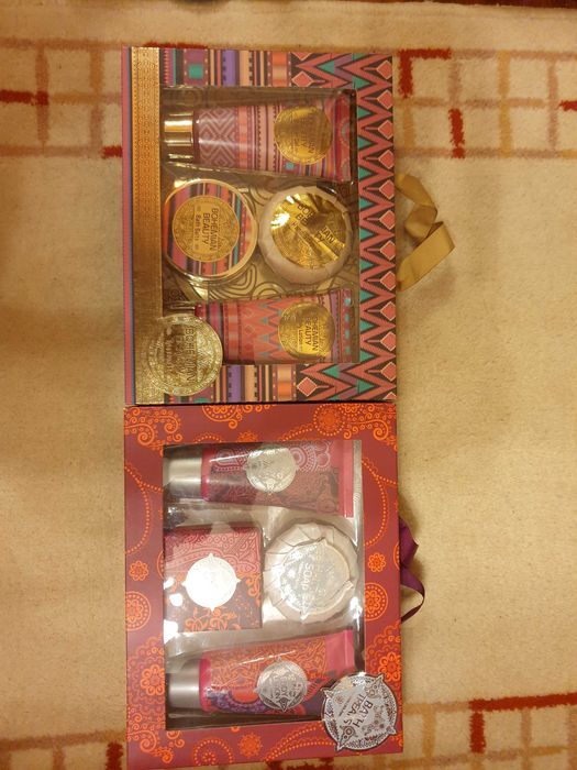 Conjunto de corpo comprado na Wells creme, gel, sabonete e sais