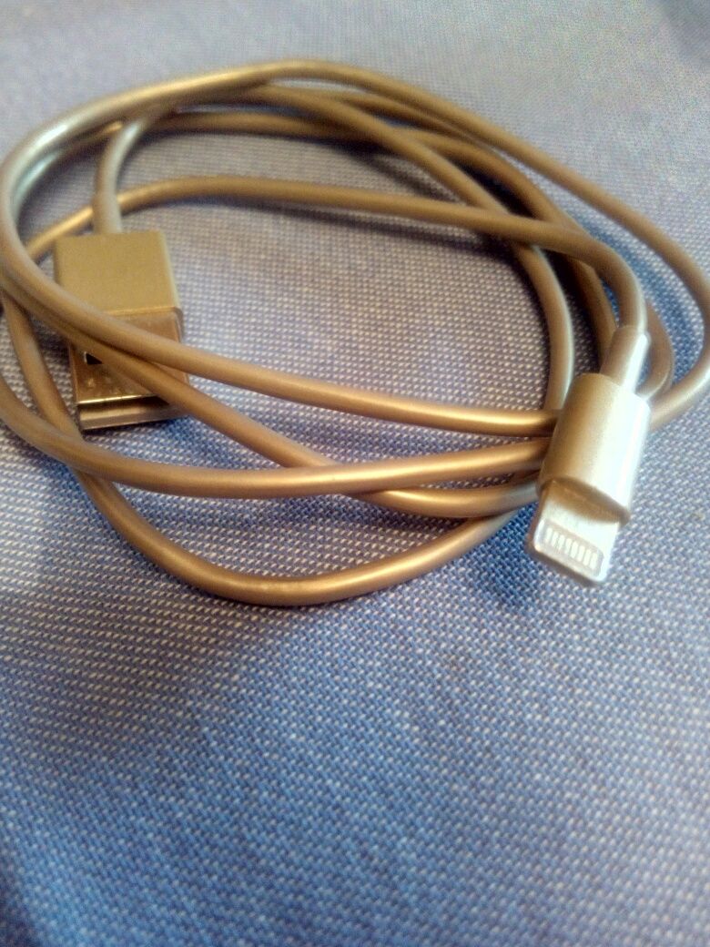 Кабель lightning до iPhonе