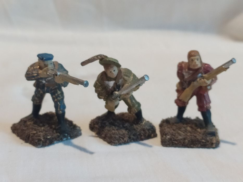 Оловянные солдатики и орки 30 штук