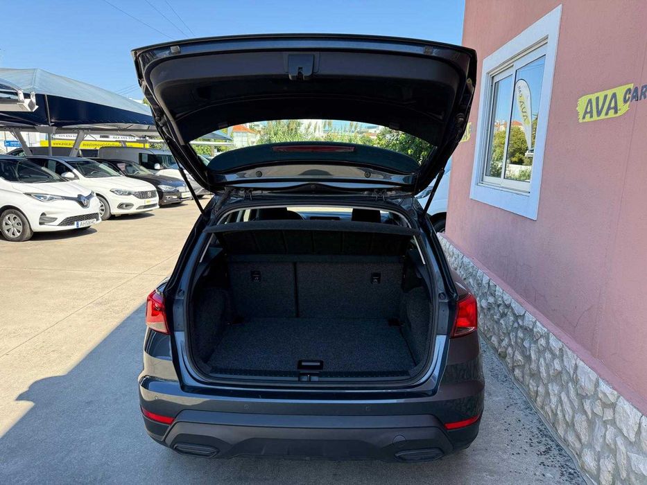 SEAT Arona 1.0 TSI Style 2022 12.990€