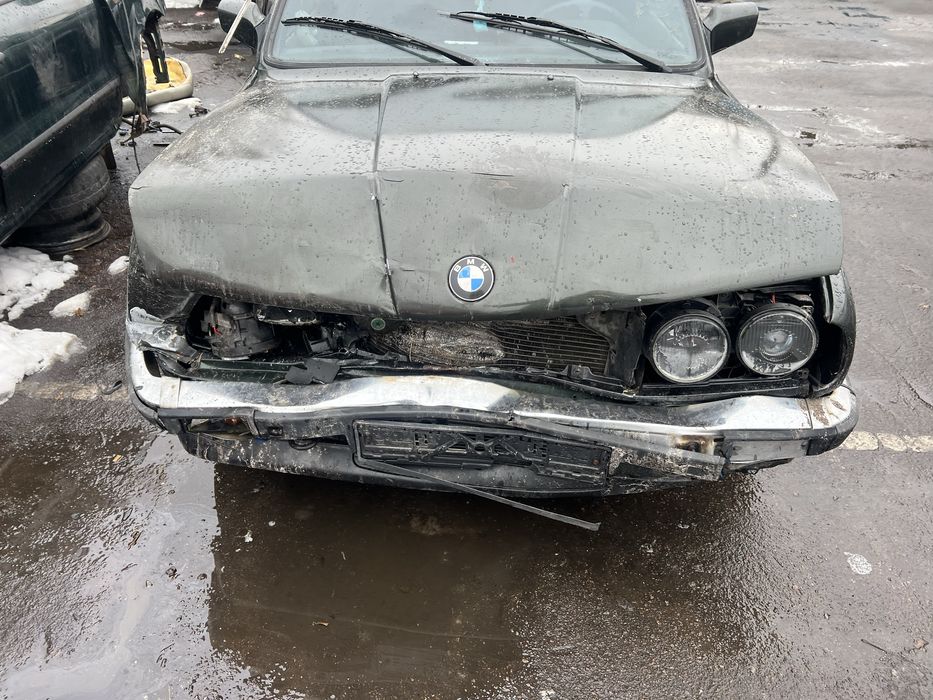 Разборка БМВ 3 30 2.4 Disel 87 рік запчястини в гарному стані