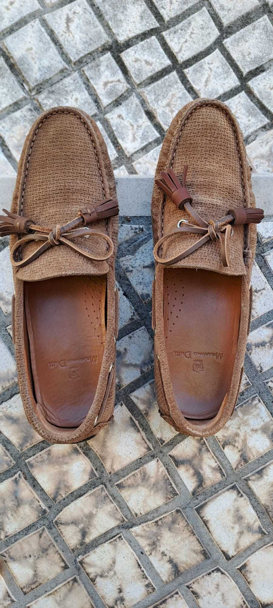 Sapato mocassins berloques Massimo Dutti 41 - Como Novos