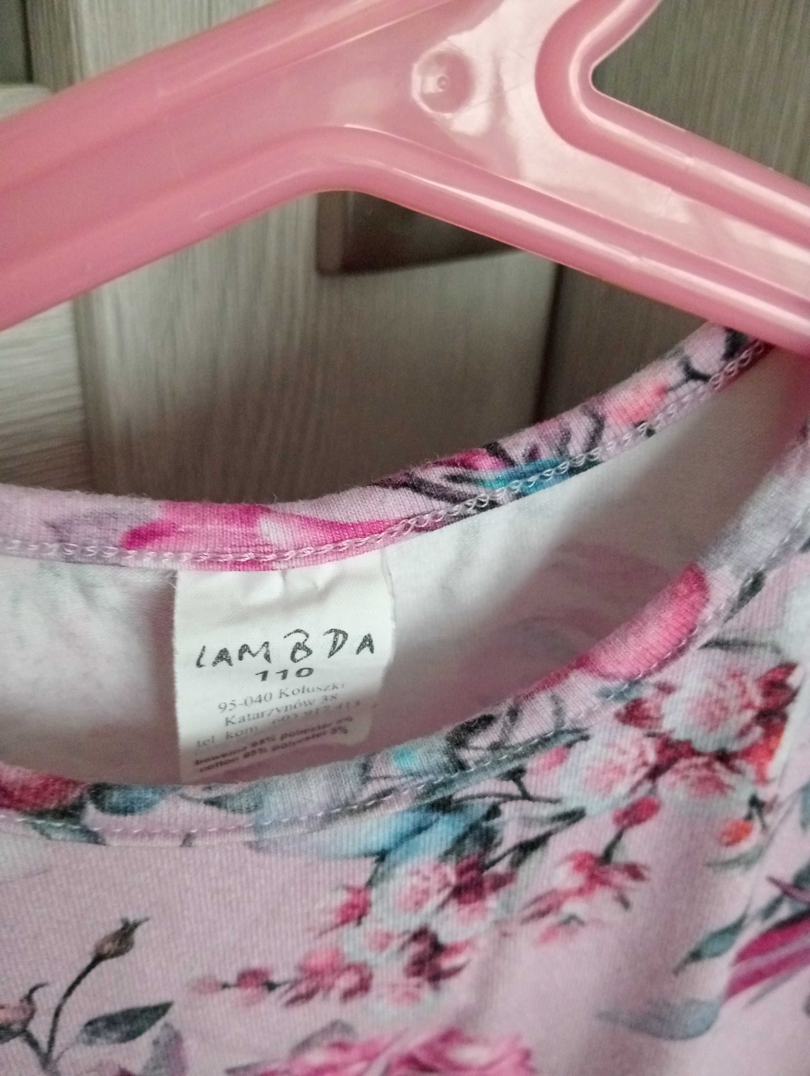 Sukienka z krótkim rękawem kwiaty Lambda 110