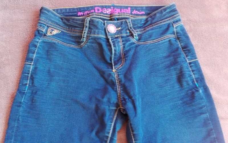 Świetne granatowe jeansy Desigual rozmiar 29