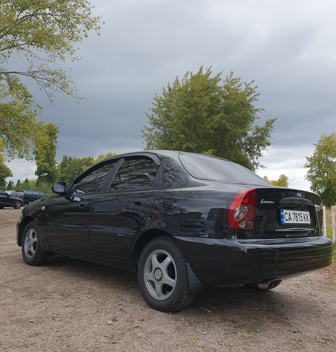 Lanos 2011 року 1.5 БЕНЗИН