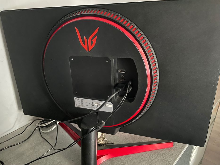 Monitor LG uszkodzony