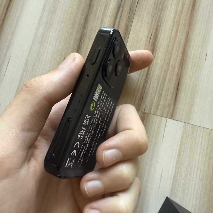 Mini smartfon 16GB + 2GB RAM