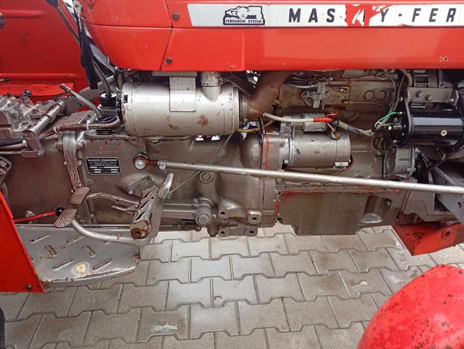 MF 133 Massey Ferguson 135