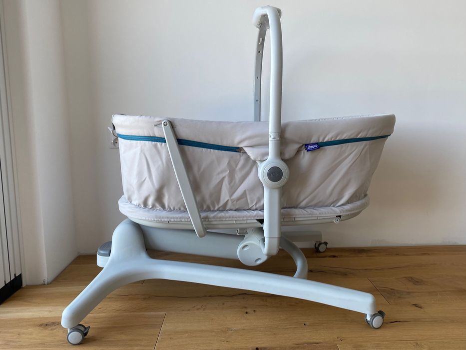 CHICCO Baby Hug 4w1 łóżeczko gondola krzesełko