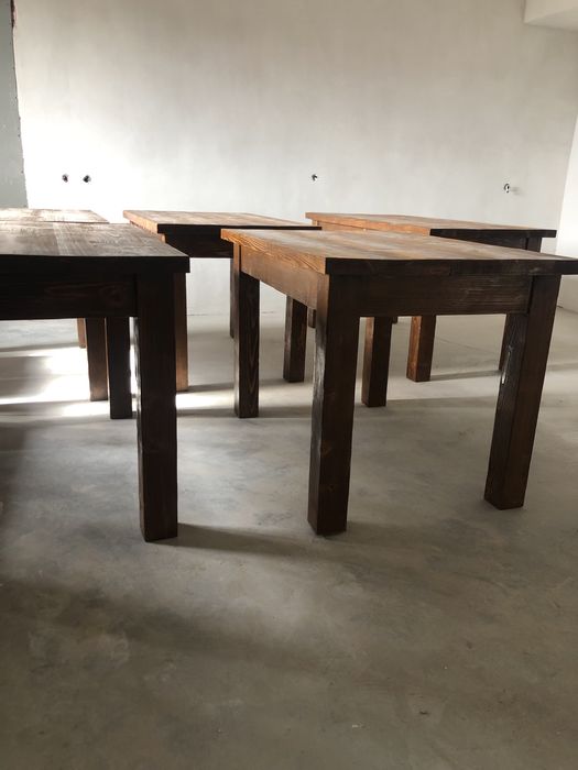 Столи та стільці