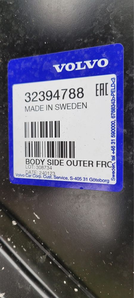 Nowe poszycie slupka B lewe Volvo xc60 II
