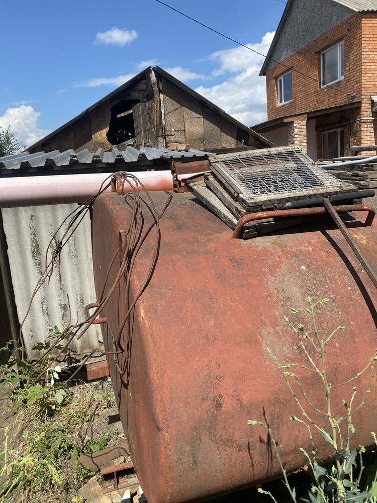 Бак резервуар цистерна для зберігання води