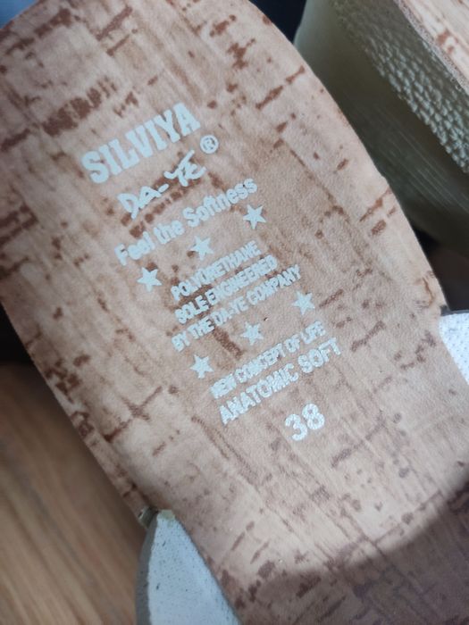 Okazja klapki damskie rozmiar 38