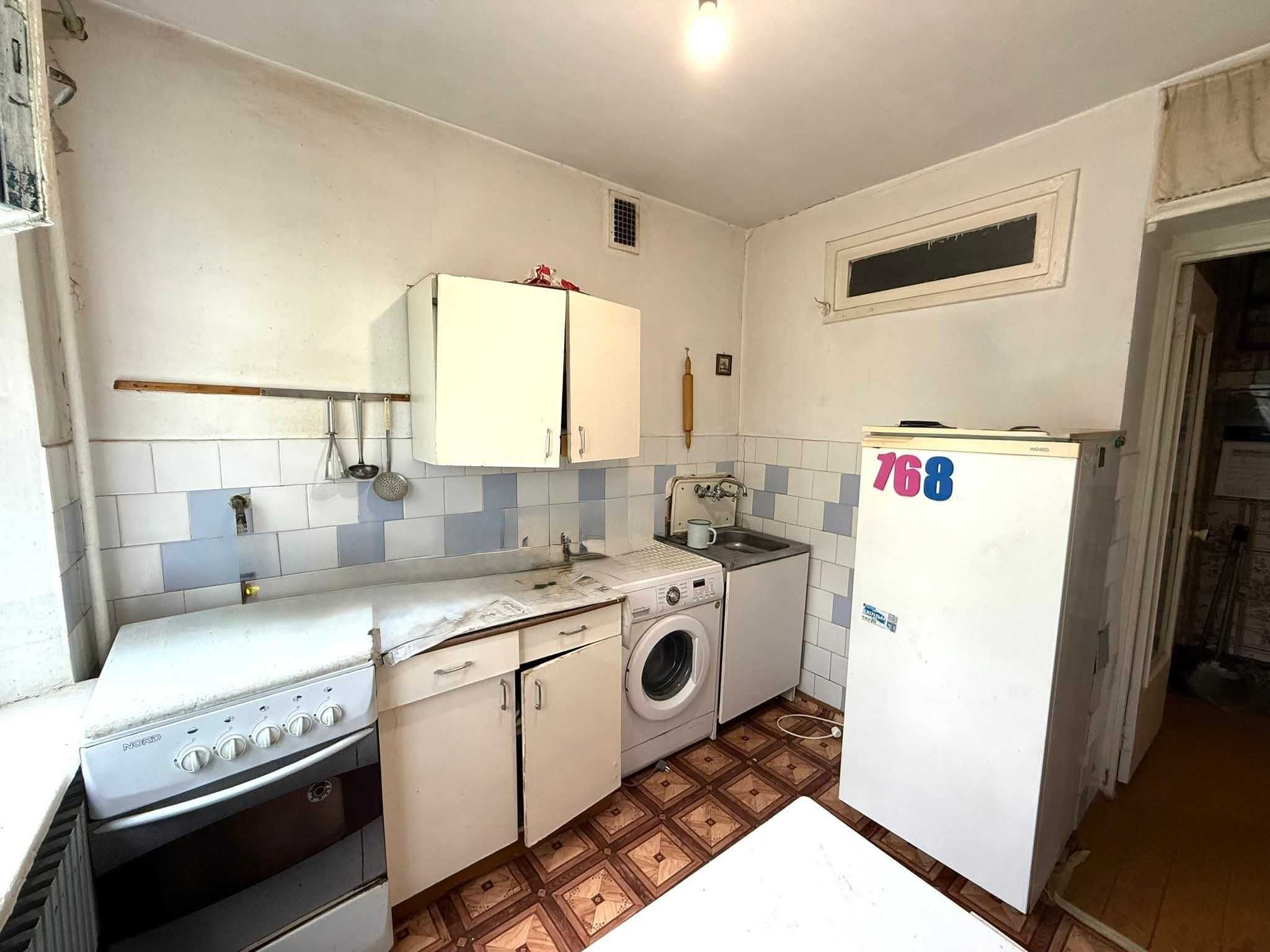 Продається 2к.квартира мікрорайон Бам, вул.Гузара (Колишня Чалдаєва)