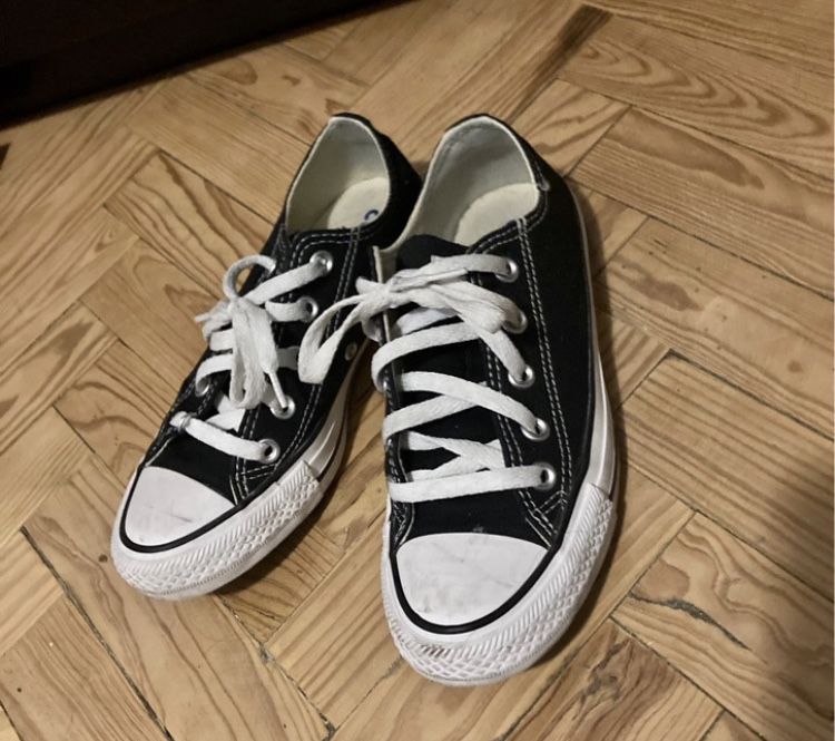 Vendo Ténis Converse como novos