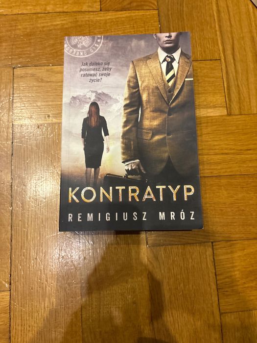 „Kontratyp”  Seria Chyłka Raz Czytane
