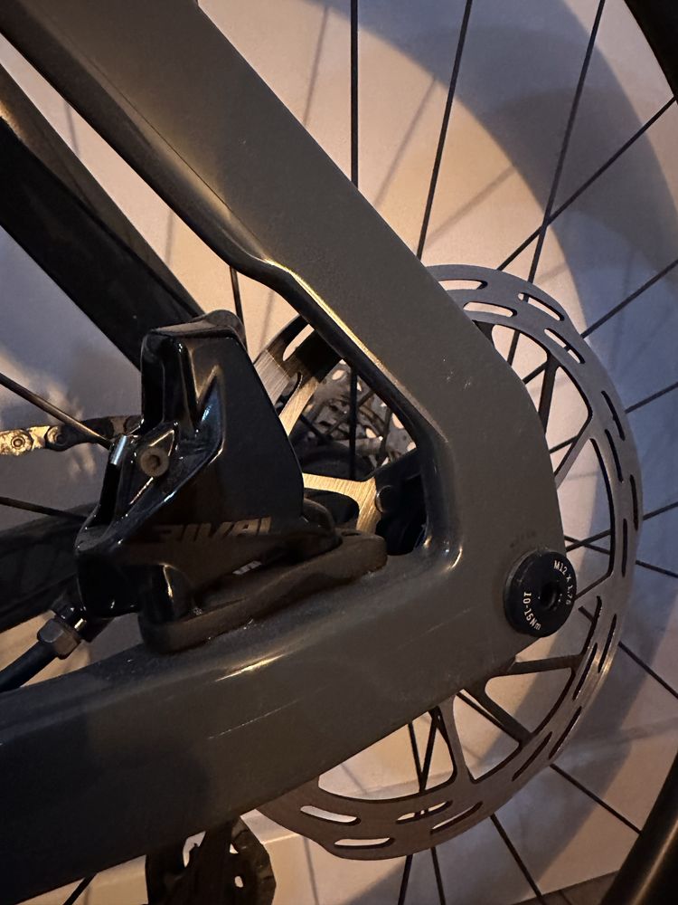 Canyon Aeroad CF SLX 7 AXS pomiar mocy