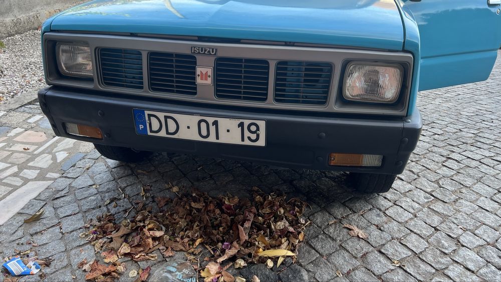 Isuzu  kbd26  como nova