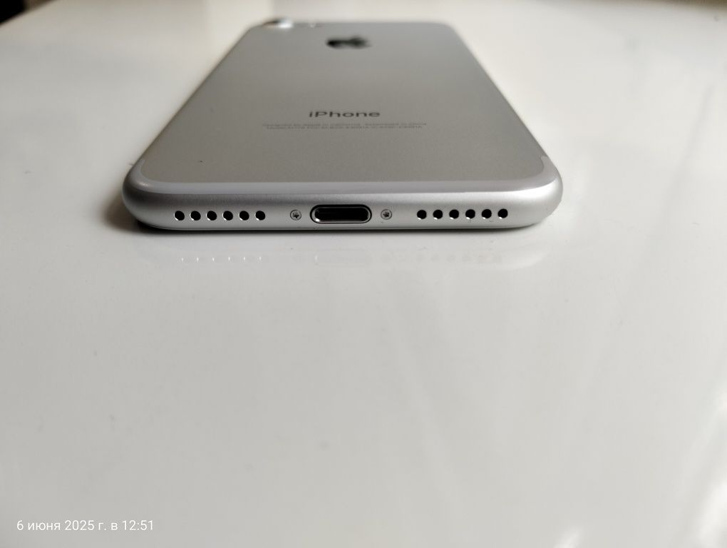 iPhone 7 128Gb Neverlock Батарея 100%