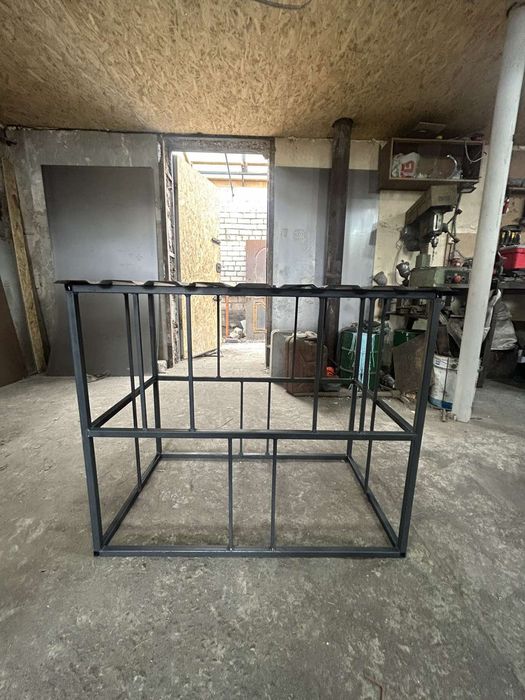 Металлоконструкции. Двери на заказ. Решетки на окна.