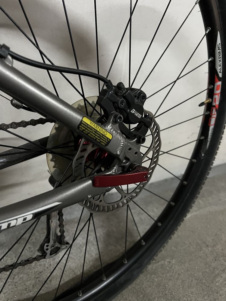 Vendo bicicleta JAMIS BTT - Rigorosamente nova.