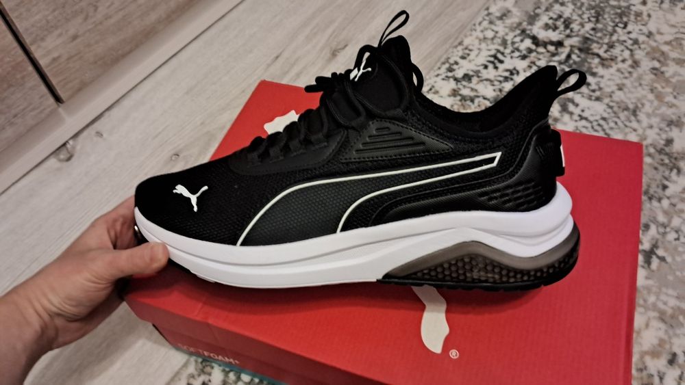 Кросівки чоловічі PUMA 43 розмір. НОВІ !!!