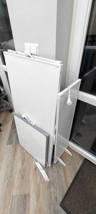 Grzejnik na podczerwień Cronos 300 W WiFi pilot nóżki aplikacja Tuya