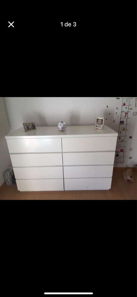 Movel guarda vestidos e movel gavetão, com 8 gavetas .