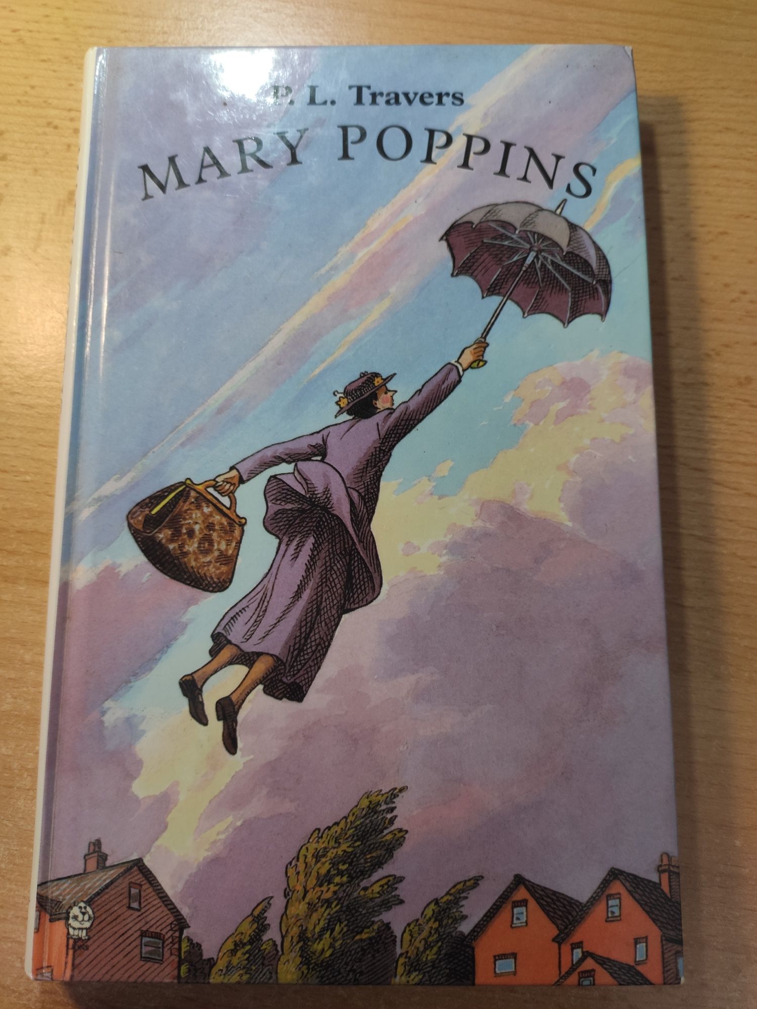 Książka Mary Poppins idealna dla dzieci i nastolatków