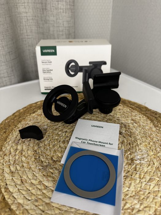 магнітний тримач для телефону Ugreen