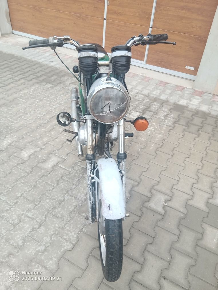 Mz-etz ts paląca jeżdżąca