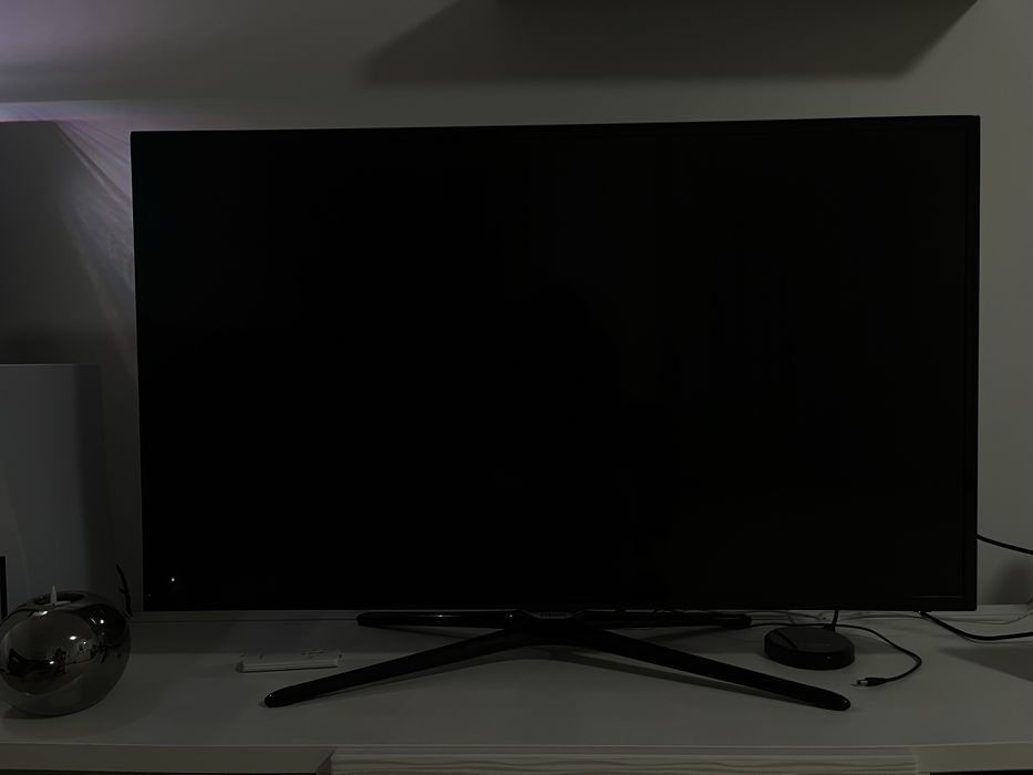 Televisão Smart TV Samsung UE46F5500AW