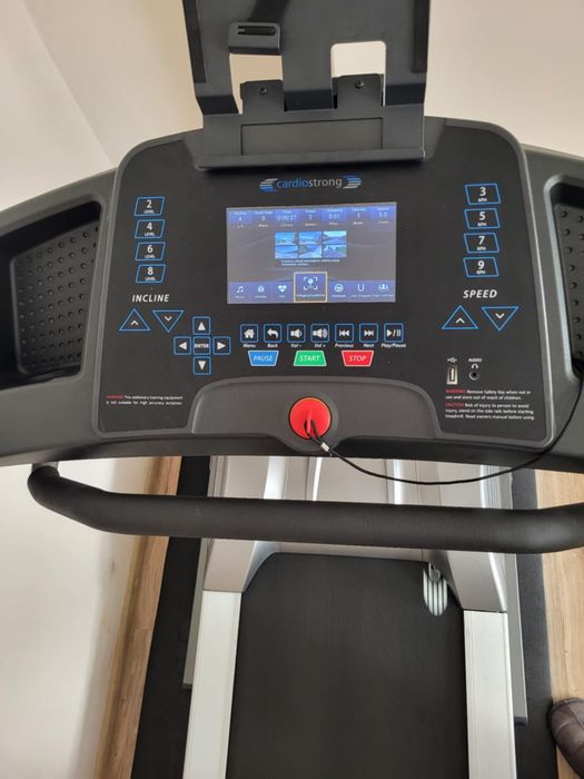 Bieżnia mocna Cardiostrong Tx50 (jak nowa!)