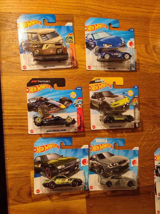 Zestaw 6 modeli hot wheels