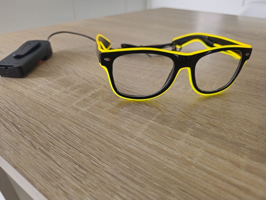 Acessorios neon florescentes glow