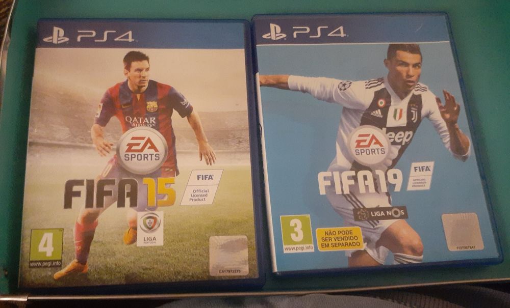 Ps4 slim dois comandos e jogos