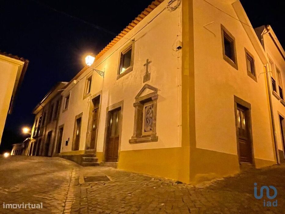 Casa de aldeia T3 em Pedrógão Pequeno de 196,00 m2