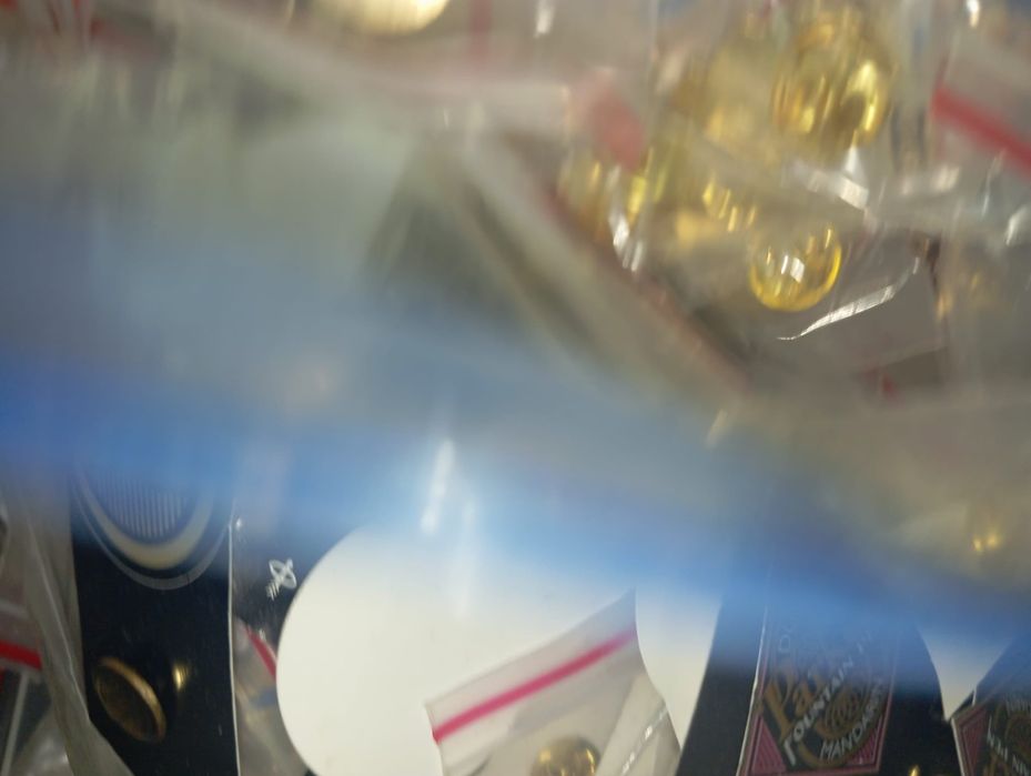 Milhares de pins da Parker são 5 diferentes com muitos repetidos