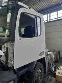 Drzwi lewe Mercedes Actros MP4