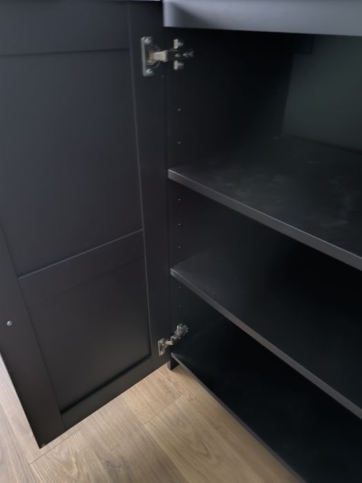 Móvel com 3 prateleiras