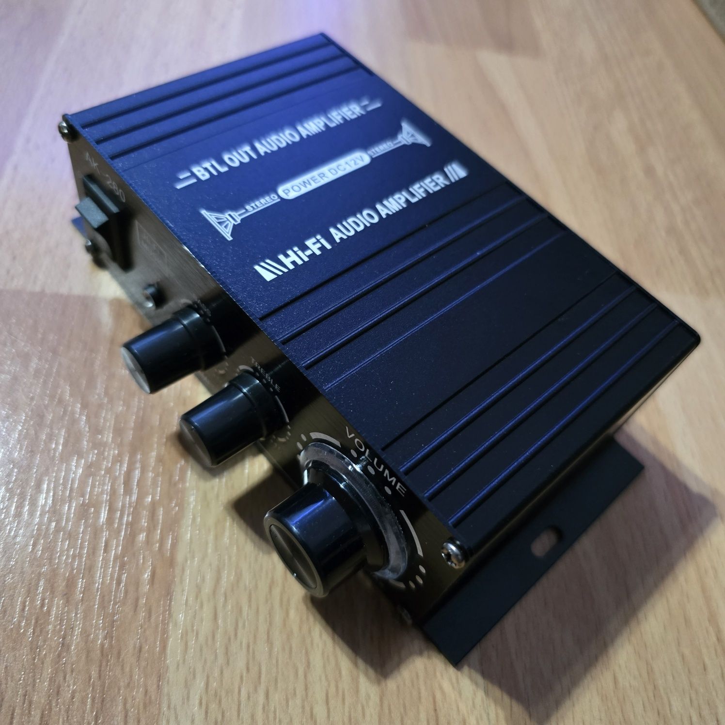 Wzmacniacz stereo 2x20W
