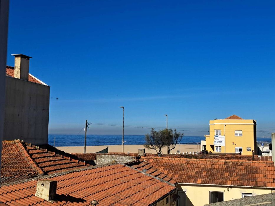 Apartamento T-2 na praia da Aguda, Arcozelo