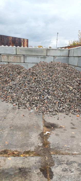 Песок Щебень всех фракций,б/у , подсыпка на дорогу