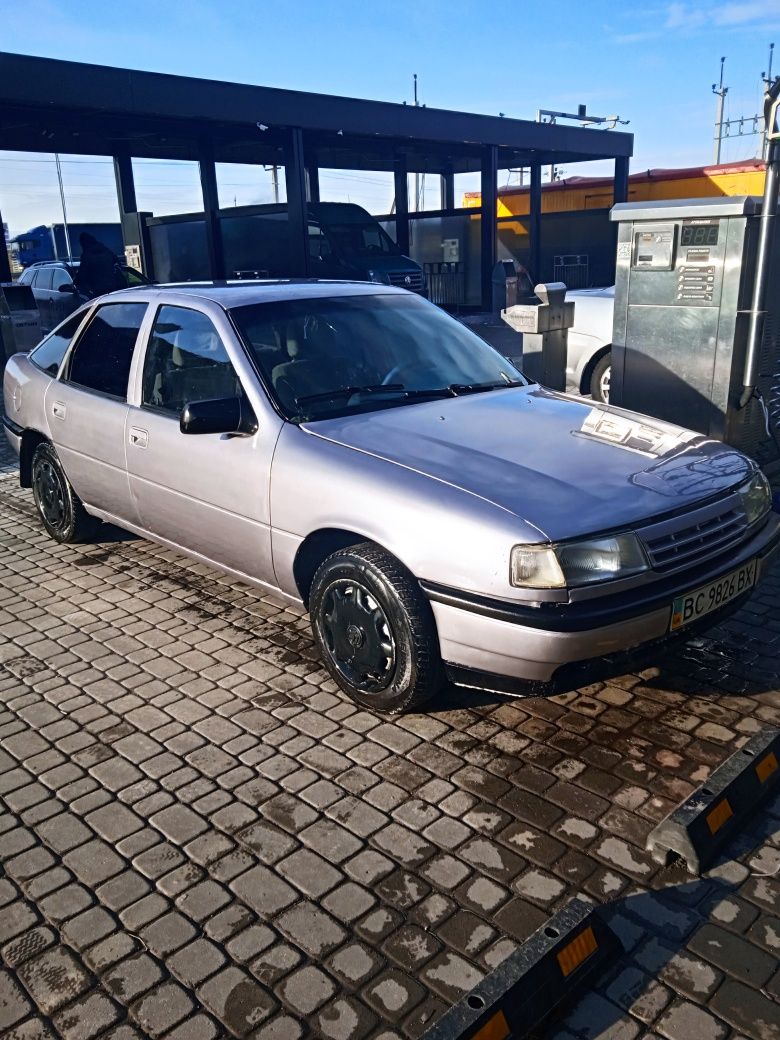 Opel Vectra a 2.0 На Газу!