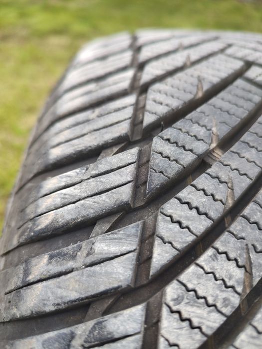 Opony 225/60 R17 Imperial All Season
