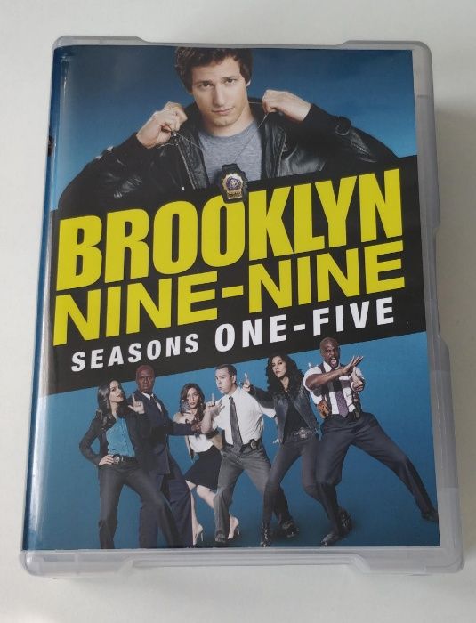 Brooklyn nine nine 9-9 Sezony: 1 2 3 4 5