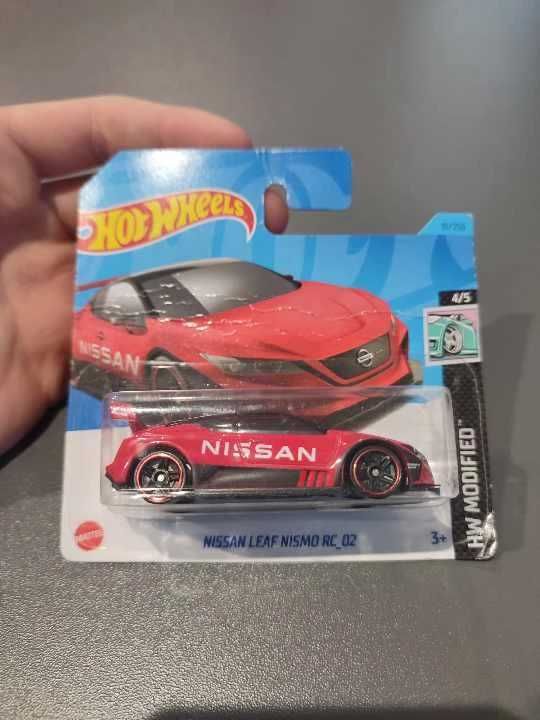 Hot Wheels Nissan Leaf Nismo RC_02