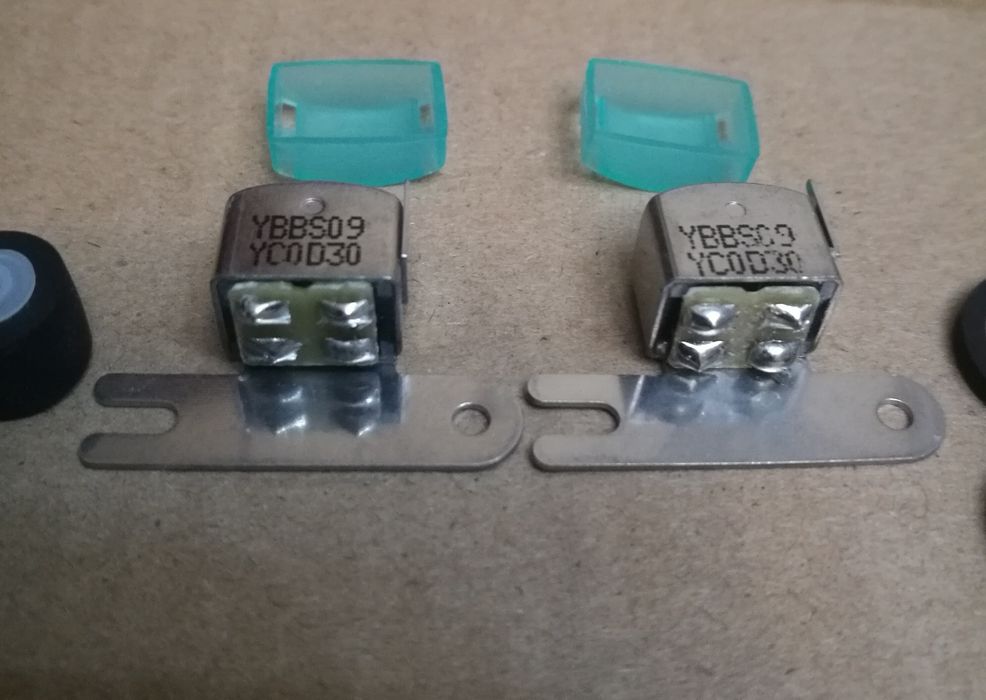 Магнитные головки для кассетных магнитол, регуляторы громкости Sharp .